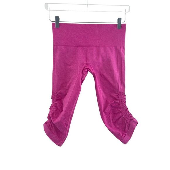 Lululemon Size 6 Ebb & Flow Crop Leggings Pink - Picture 1 of 11